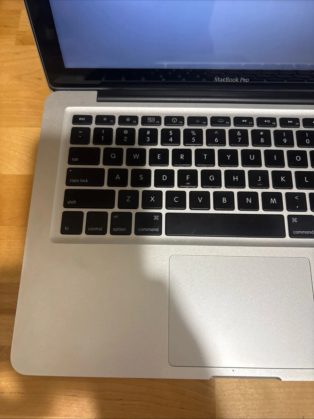 Apple MacBook Pro A1278 13” 2.4GHz Core 2 Duo  Tested And Reset